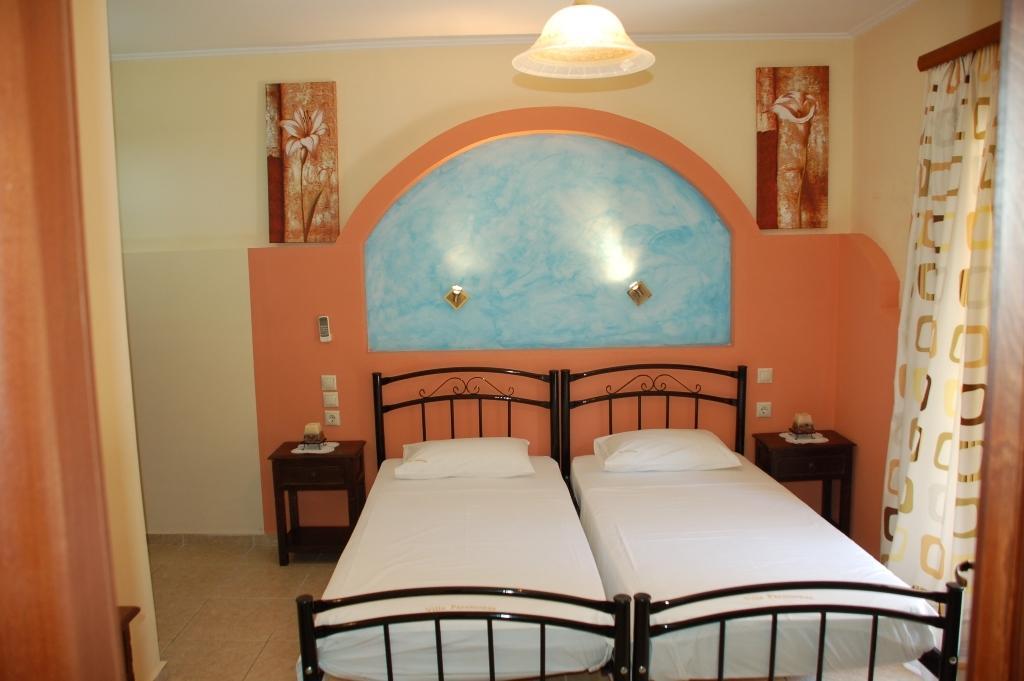 Paramonas Paramonas  Chambre photo